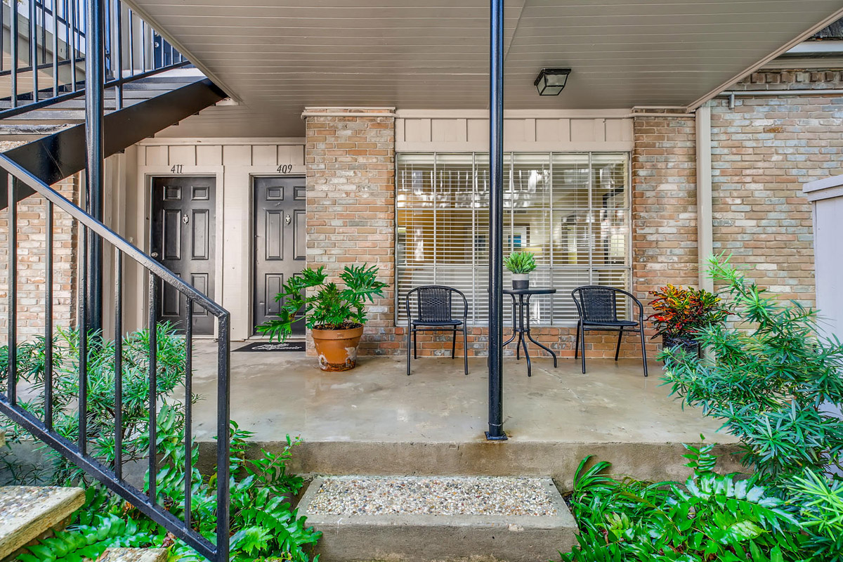 Gallery 17 | The Bordeaux Houston Tanglewood Apartments