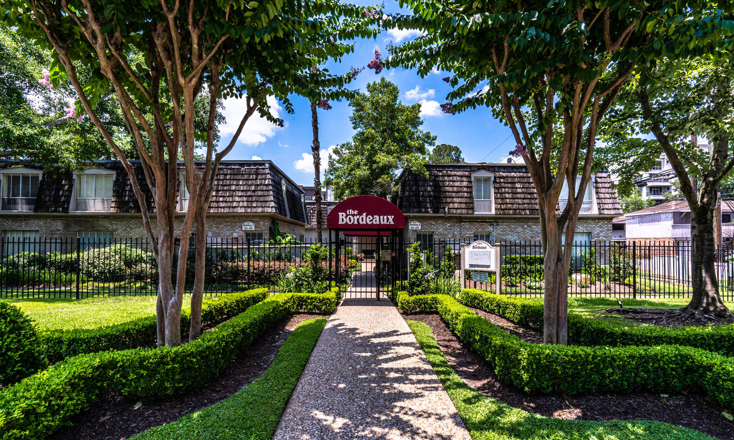 Woodway Apartments Houston The Bordeaux